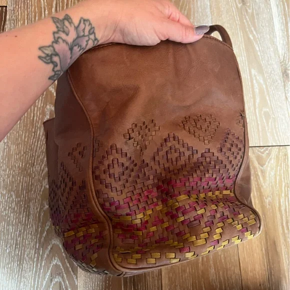 Isabella fiore woven leather tote bag - Picture 10 of 16